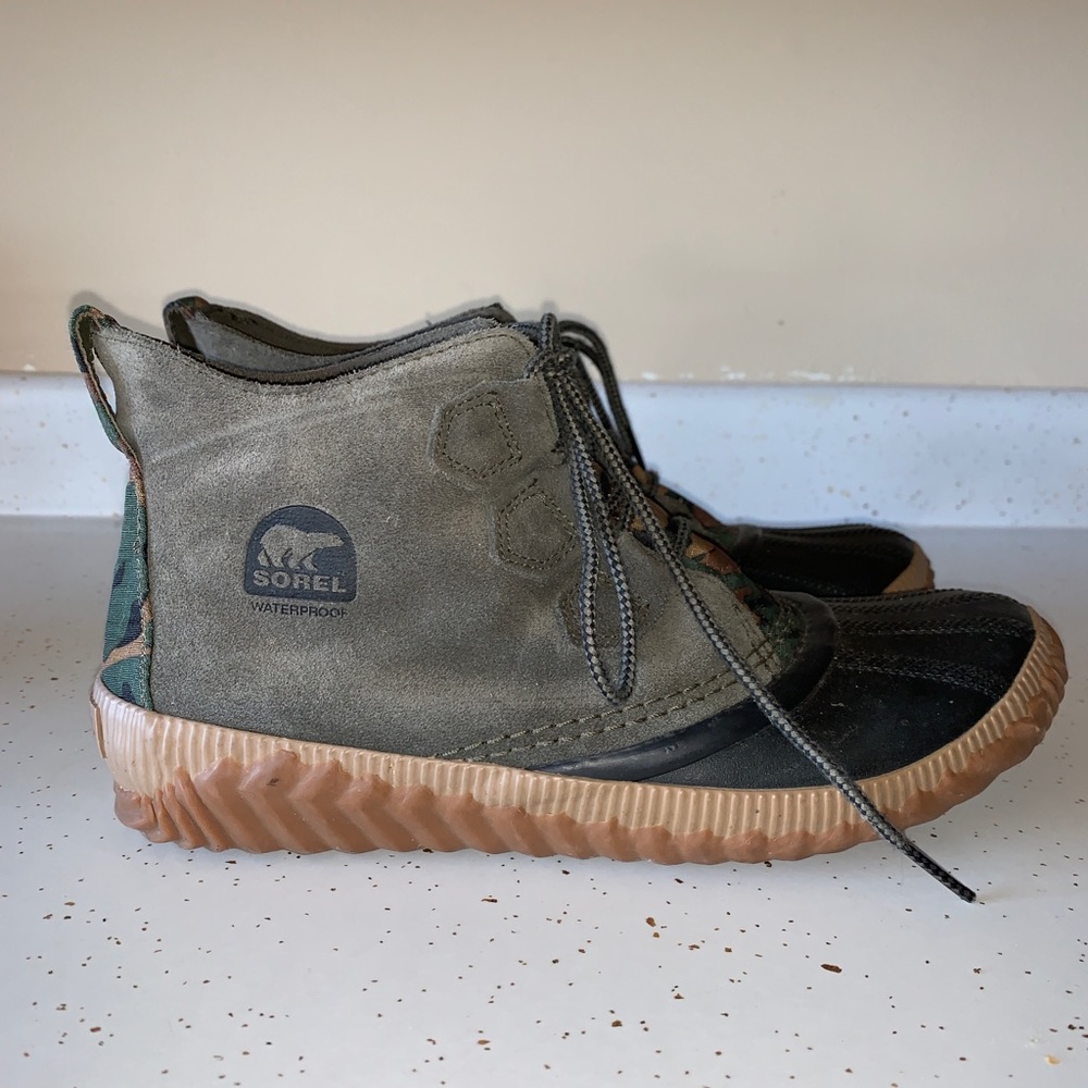 Sorel winter/ rain boots